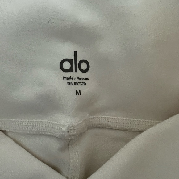 NWOT- Alo High-Waist Moto Legging - Picture 3 of 5